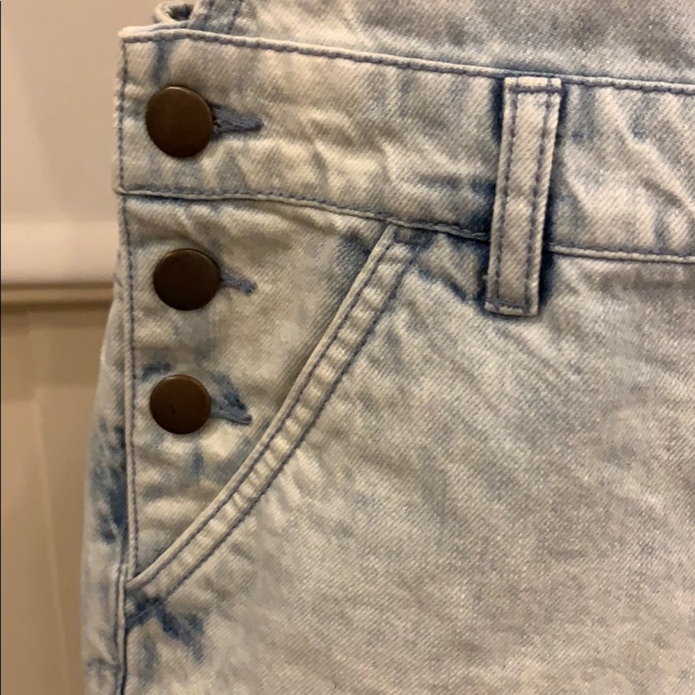Forever 21 Denim Overall Shorts - Picture 4 of 7